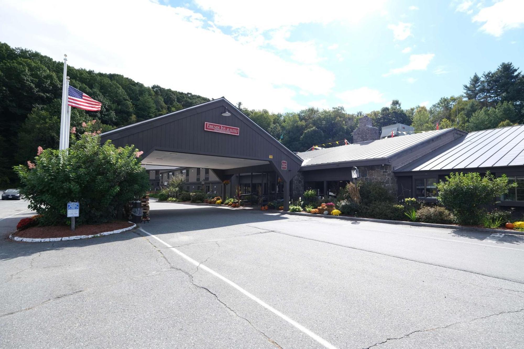 Fireside Inn & Suites West Lebanon Exteriér fotografie